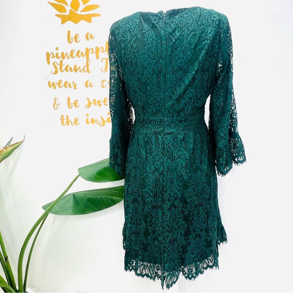 MODCLOTH Green Floral Lace Bell Sleeve Dress Size Small - Picture 12 of 16